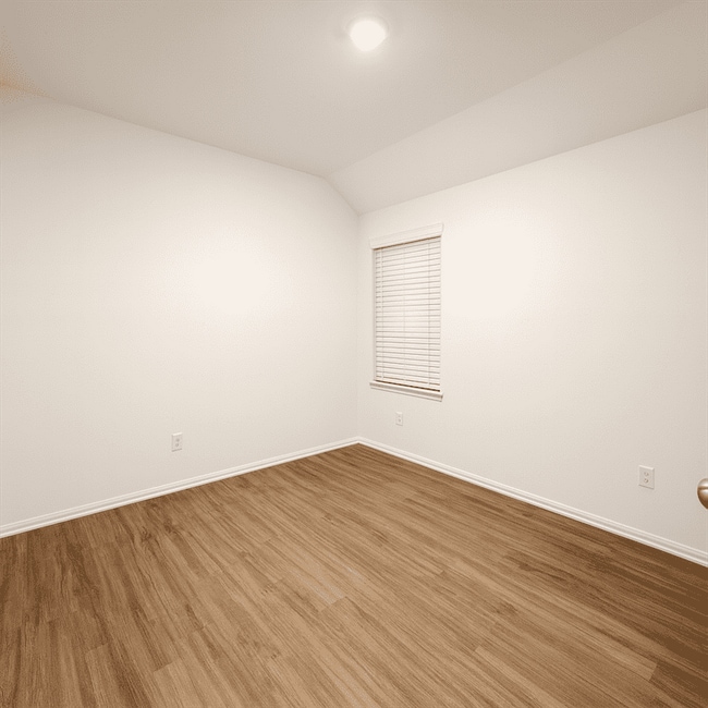 Building Photo - 1739 Sahara Dr