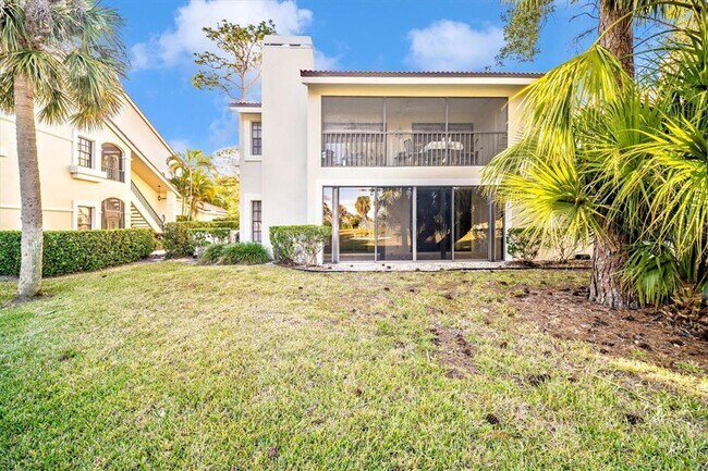 Building Photo - 7669 Fairway Woods Dr