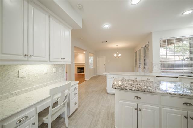 Building Photo - 2616 Barrington Dr