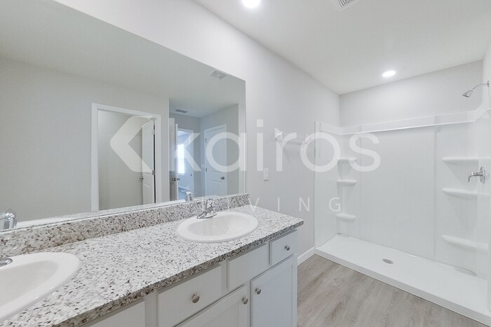Building Photo - 8621 SW 43rd Ter