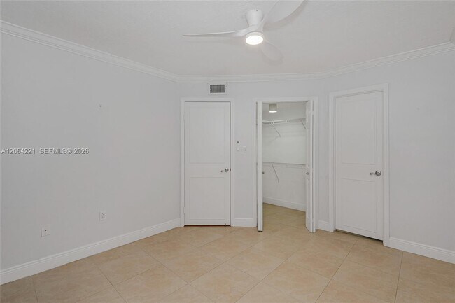 Building Photo - 4520 SW 68th Ct Cir