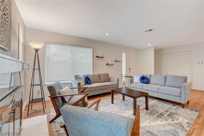 Building Photo - 5416 Cory Pl