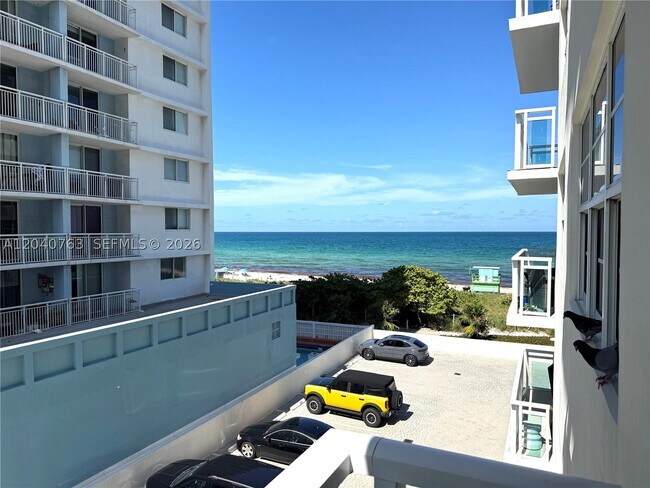 Building Photo - 6917 Collins Ave