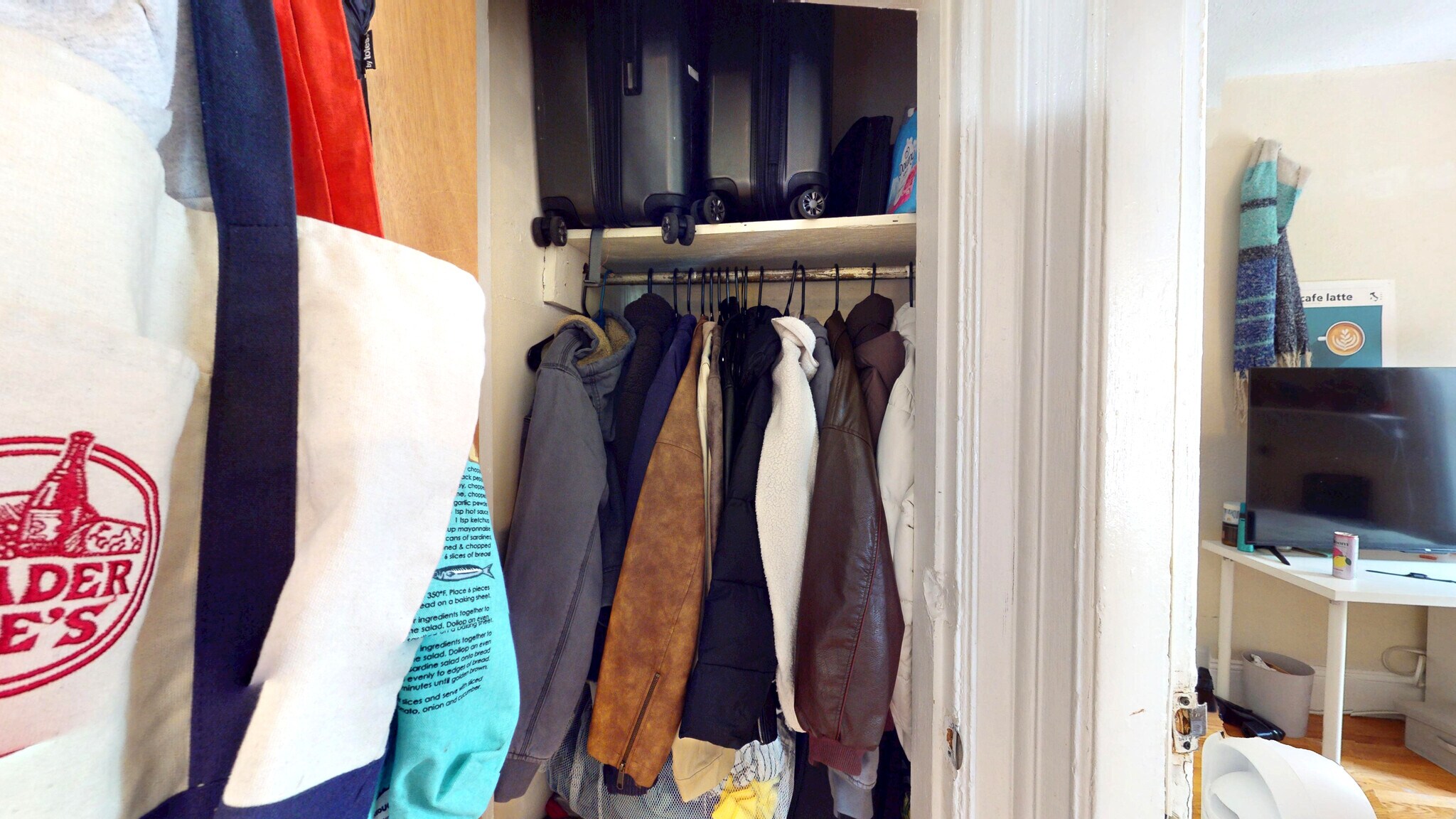 Building Photo - 86 Hammond St