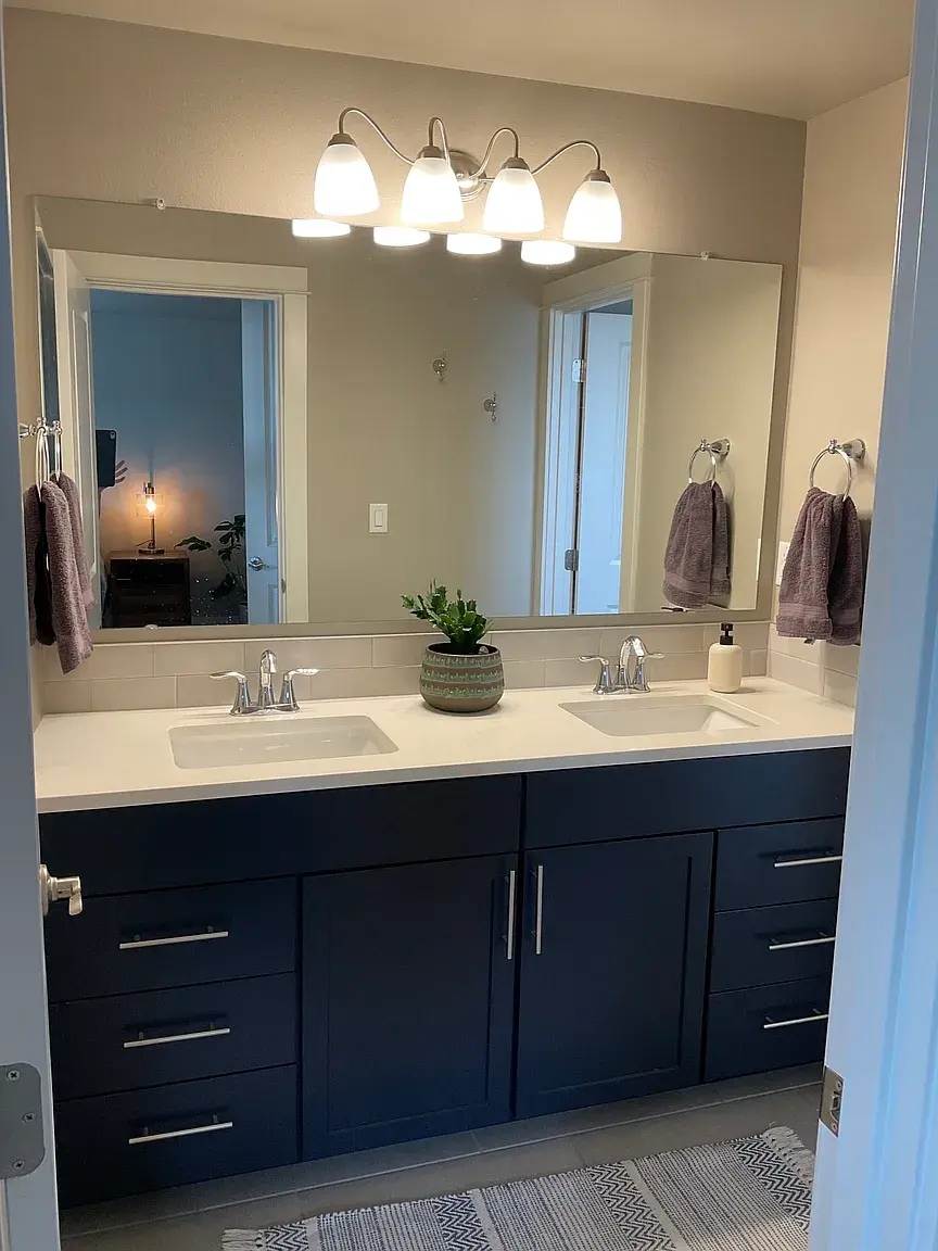 Mather Bath - 616 N Willitts St