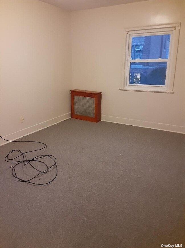 Building Photo - 191-12 109th Rd