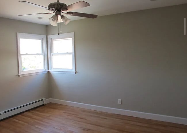 Building Photo - 63 Oxford Pl