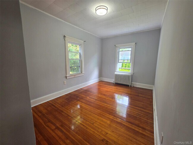 Building Photo - 81 Waring Pl