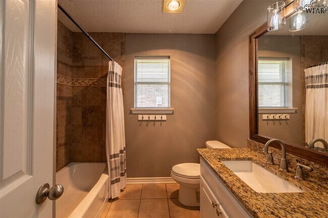 Building Photo - 4807 Libby Dr