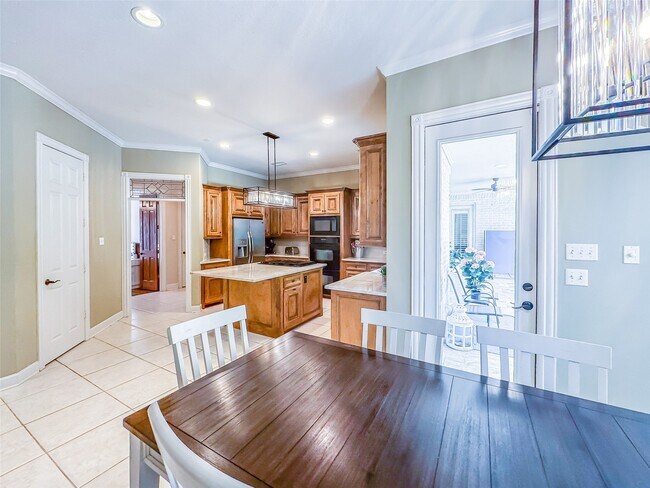 Building Photo - 38 E Thymewood Pl