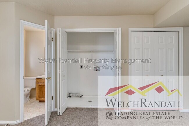 Building Photo - 478 E 2600 N