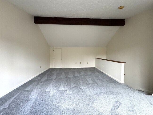 Building Photo - 224 Park St