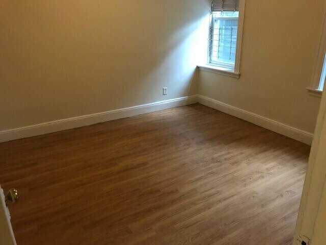 Building Photo - 1810 Commonwealth Ave