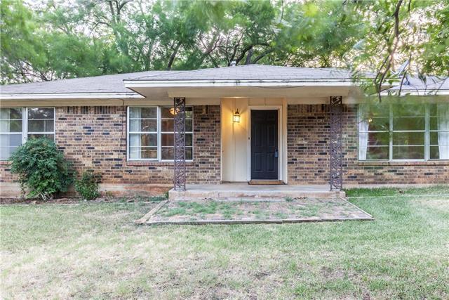 Building Photo - 2905 Acorn Trail