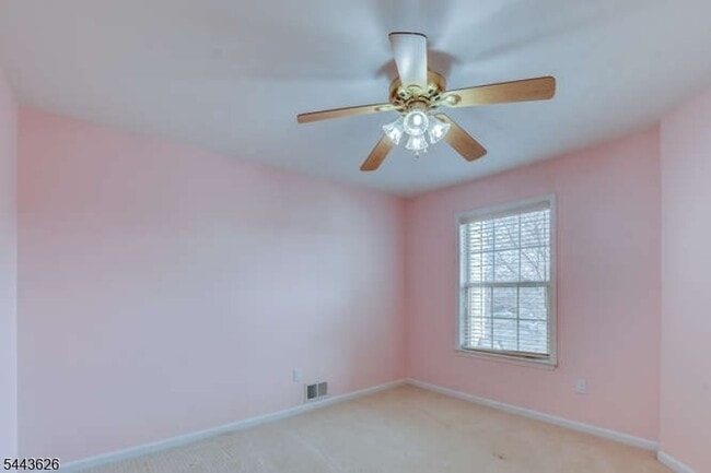 Building Photo - 403 Taggert Dr