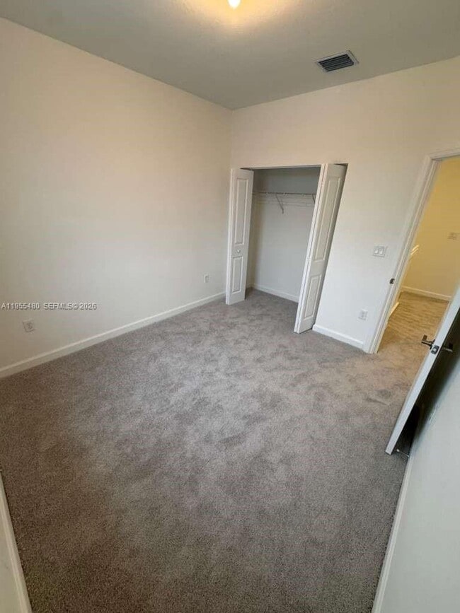 Building Photo - 2721 SE 26th Rd