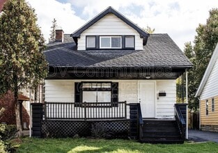 Building Photo - 5153 Cato St