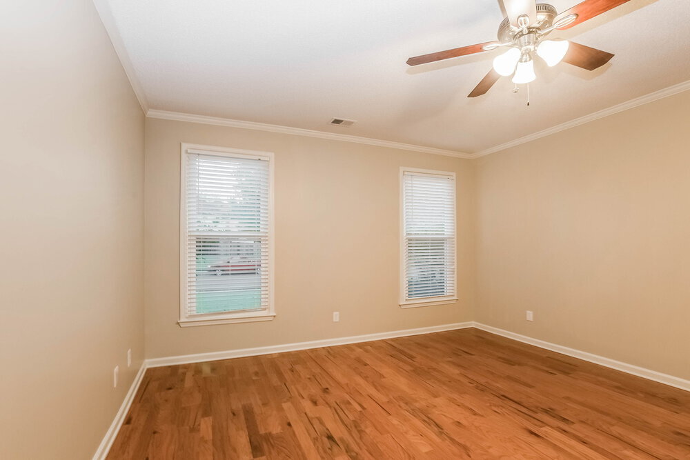 Building Photo - 8853 Dewberry Ln
