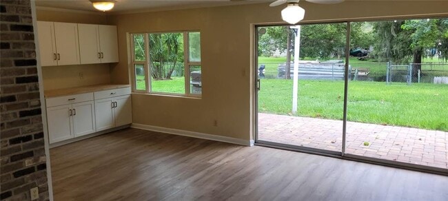 Building Photo - 43 Main St