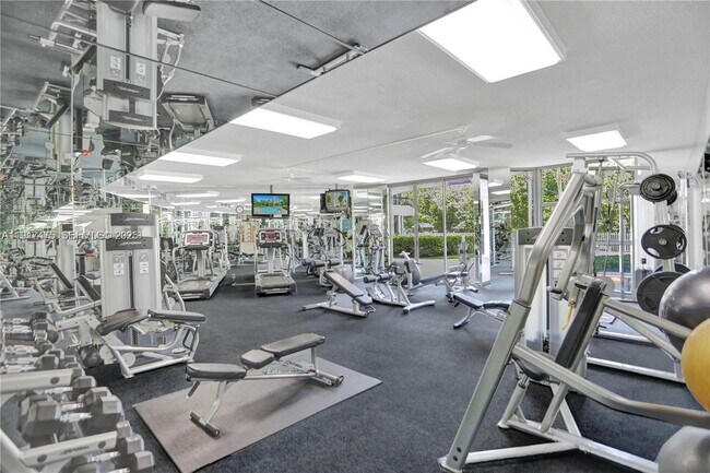 Building Photo - 3400 NE 192 St