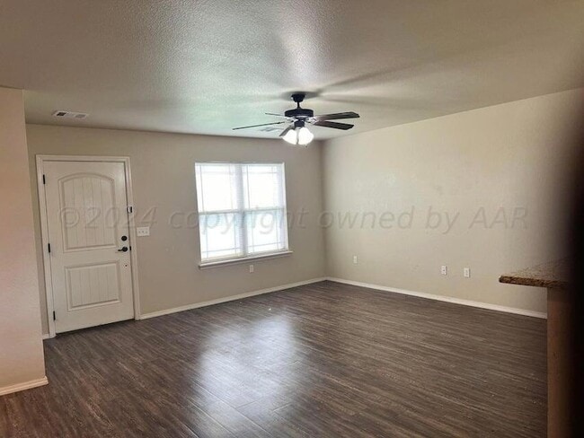 Building Photo - 1302 Fox Hollow Ave