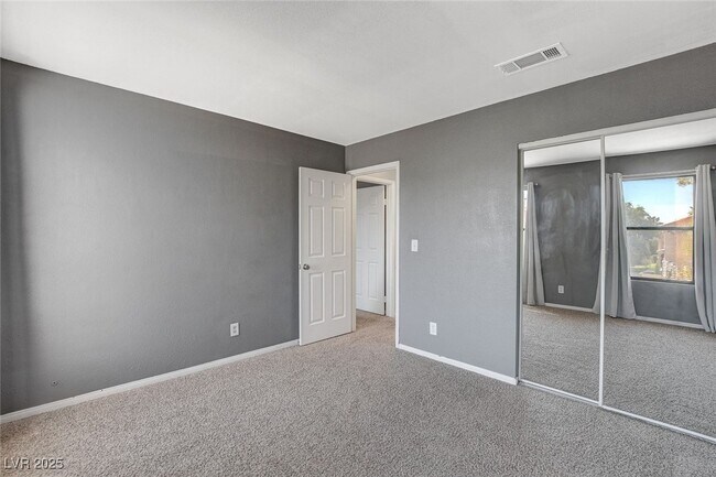 Building Photo - 2824 Autumn Haze Ln