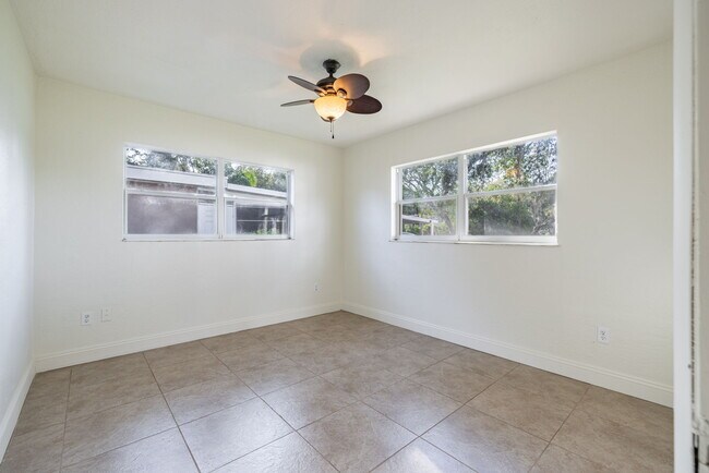 Building Photo - 2533 N Habana Pl