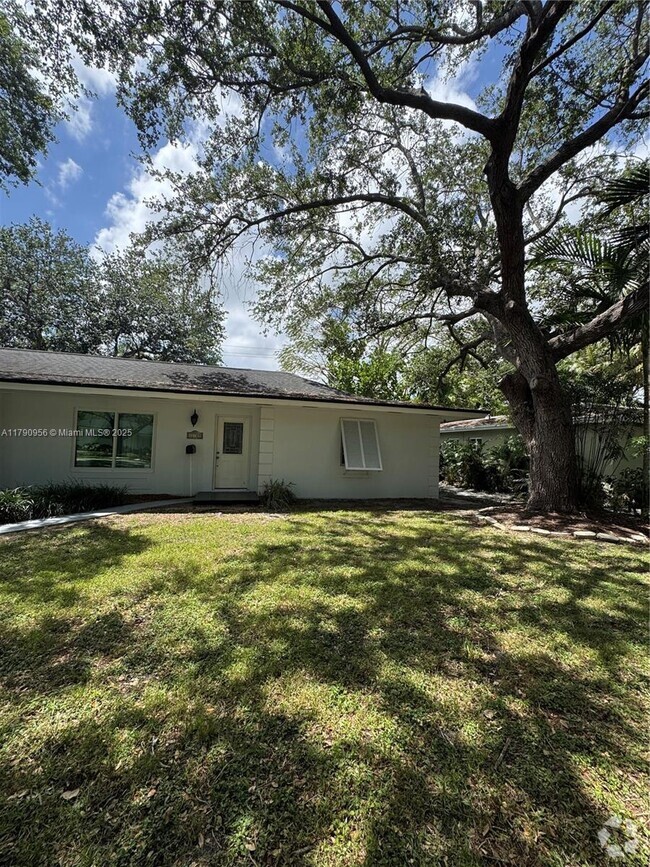 Building Photo - 11780 SW 81st Rd