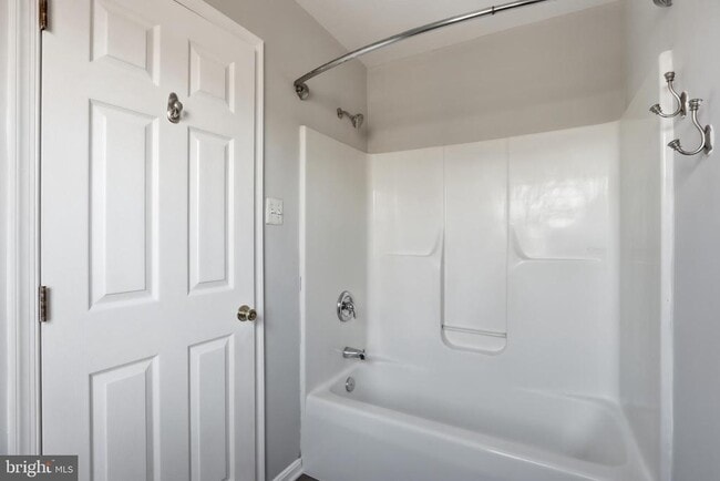 Building Photo - 6174 Silver Arrows Way