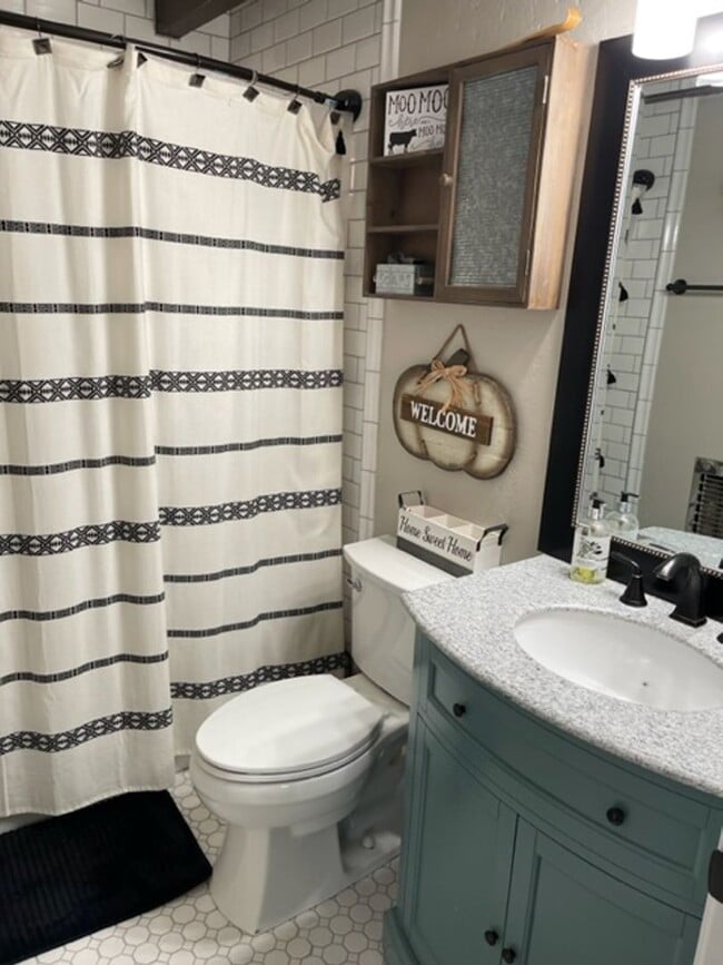 Building Photo - Completely Furnished -   VALLEY FLOOR     ...