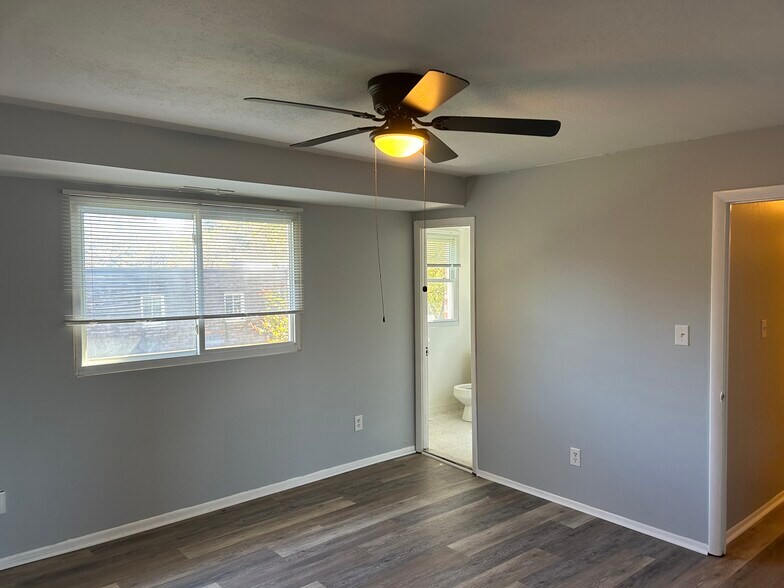 Building Photo - 11913 Tarragon Rd