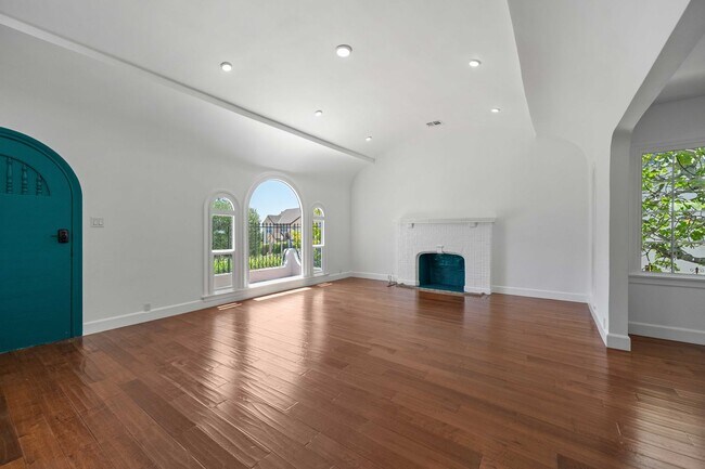 Building Photo - Timeless 1922 Spanish Charm meets Modern Luxury