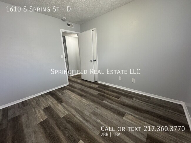 Building Photo - 1610 S Spring St