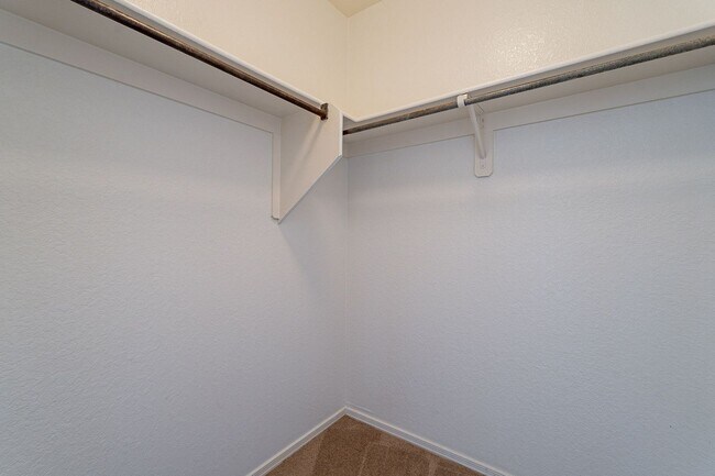 Building Photo - Spacious Oro Valley 4-Bedroom Rental with ...