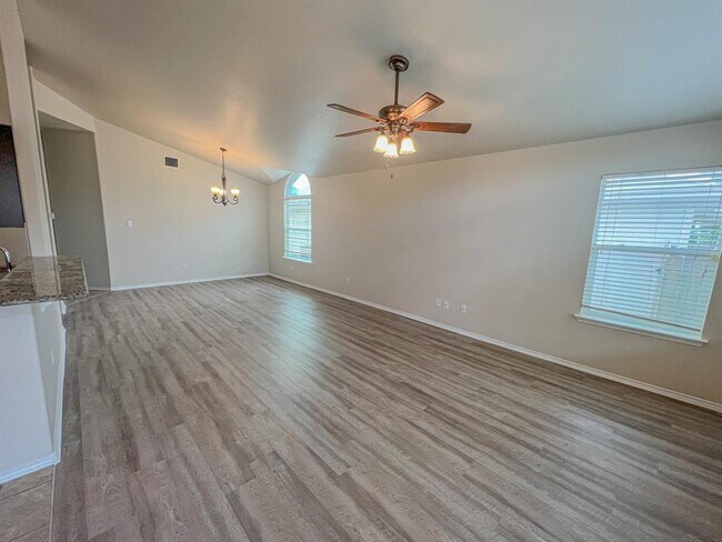 Building Photo - 248 Geode Ln