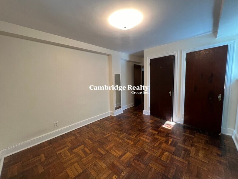 Building Photo - 46 Highland Ave