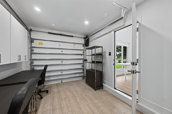 Building Photo - 1271 SW 85th Terrace