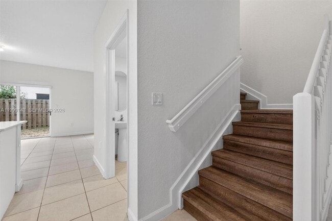 Building Photo - 2662 SE 10th St