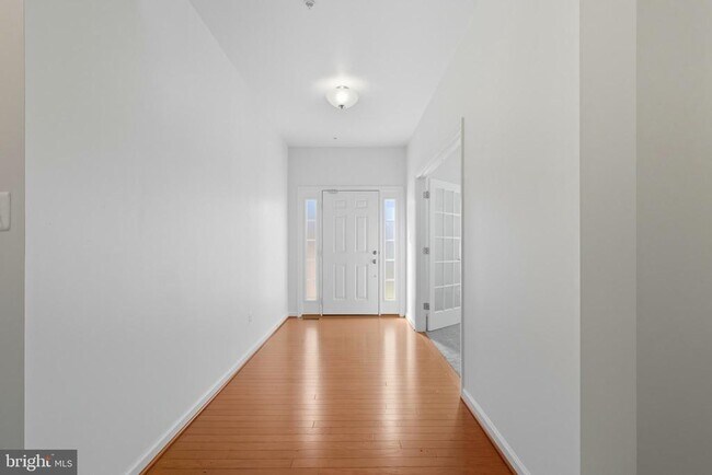 Building Photo - 1726 Willard Way