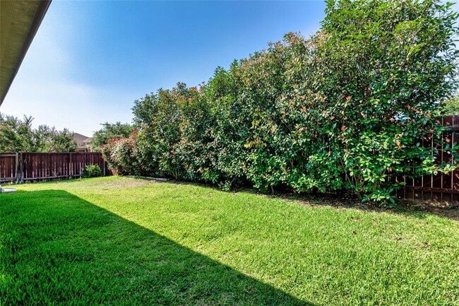 Building Photo - 1310 Sunny Meadows Loop