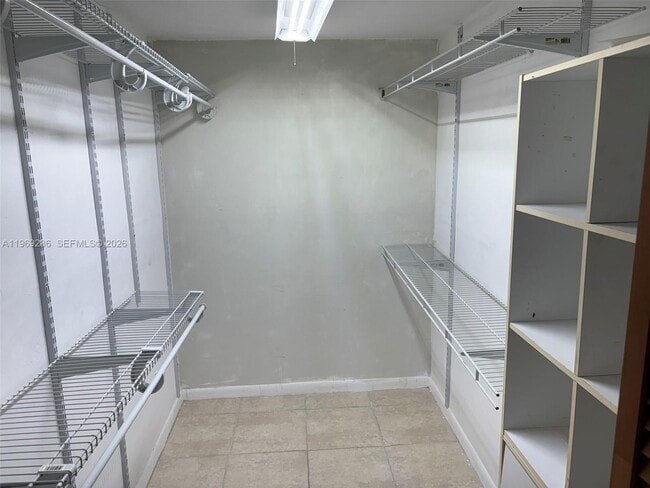 Building Photo - 9010 SW 125th Ave