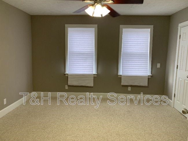 Building Photo - 234 N Addison St