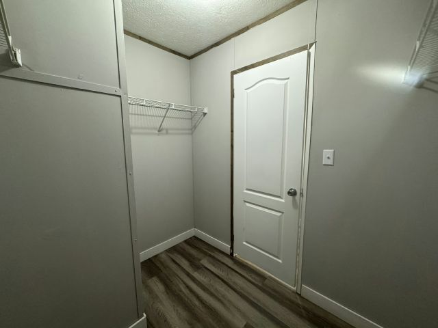 Building Photo - 1702 Sunburst Dr