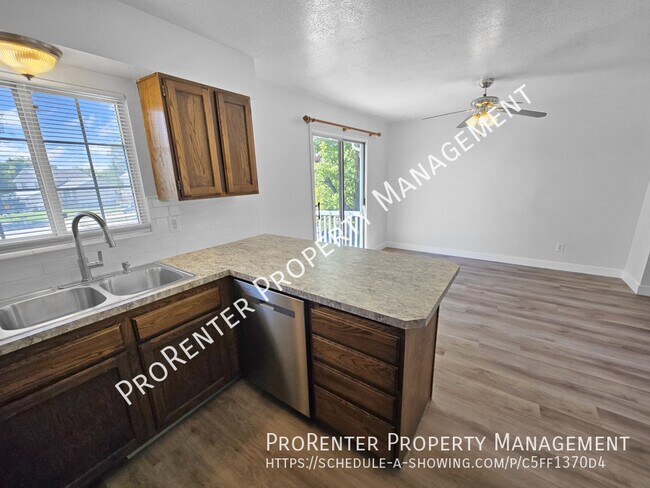 Building Photo - 484 N 75 W