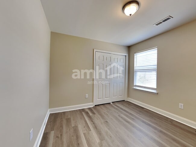 Building Photo - 123 Diploma Dr