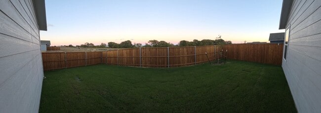 Building Photo - 3040 Burmese St