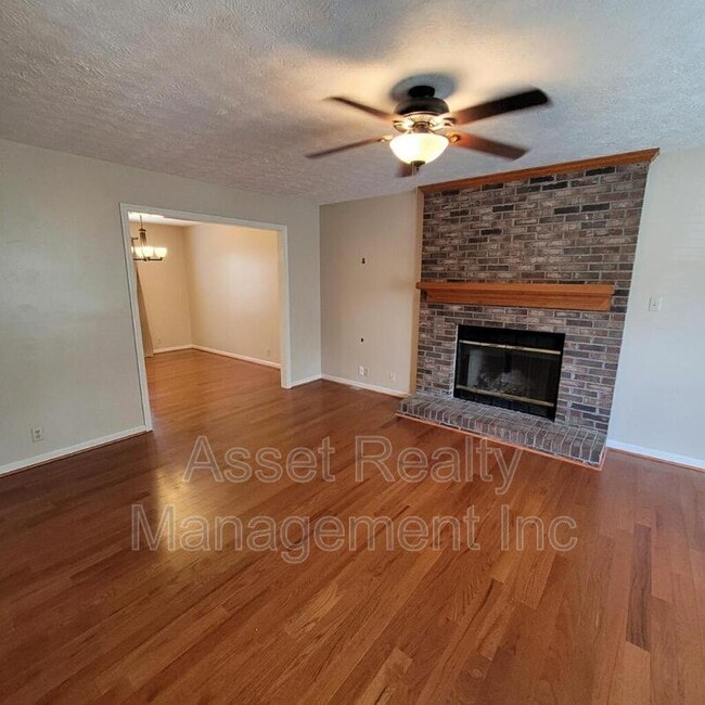 Building Photo - 8813 Quails Bend Ln