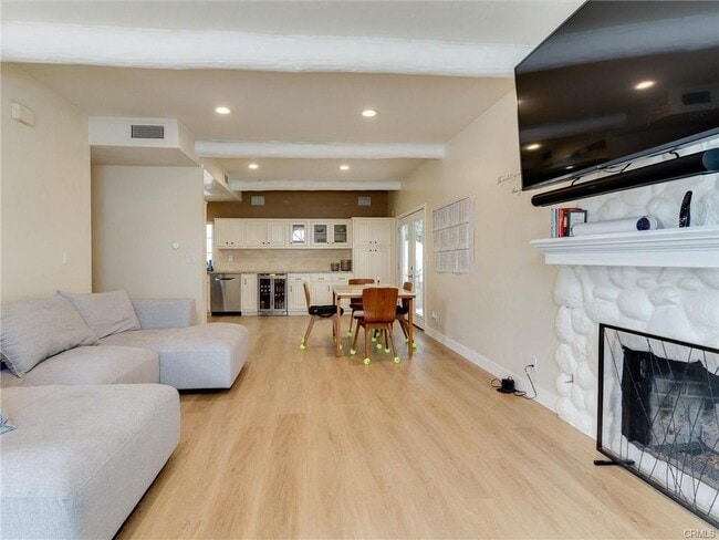 Building Photo - 2703 Huntington Ln