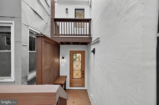 Building Photo - 1908 16th St NW