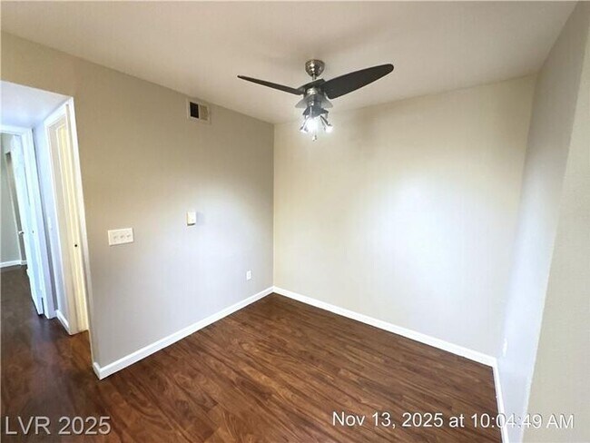 Building Photo - Beautifully updated 1-bedroom, 1-bath upstairs unit in a peaceful gated community!